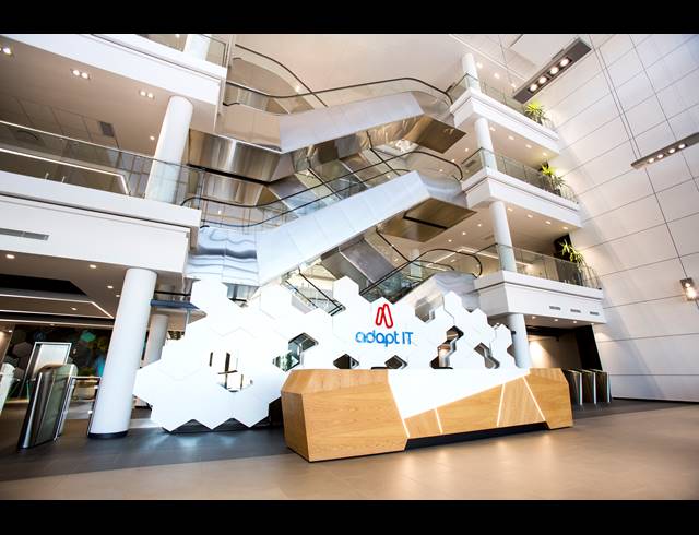 2,495M² OFFICE TO LET IN NOORDWYK